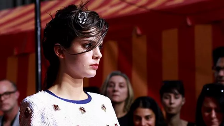 Marc Jacobs: Το θεαματικό fashion show που έβαλε φωτιά στα social media
